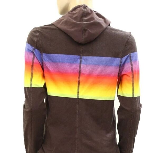 FREE PEOPLE MOVEMENT HUDDLE PRINTED HOODED LAYERING TOP WITH HIGH HOODED NECK - Picture 7 of 9